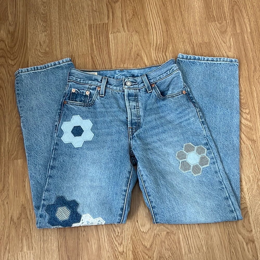 LEVIS JEANS